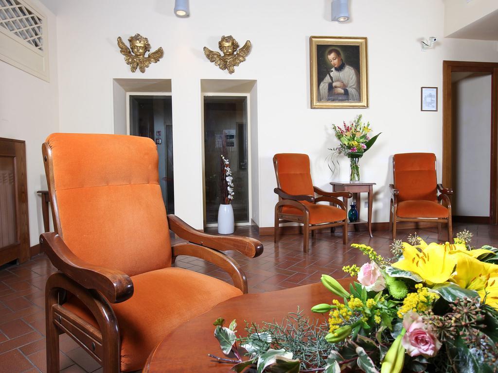 Casa Di Santa Francesca Romana A Ponte Rotto 2* Roma