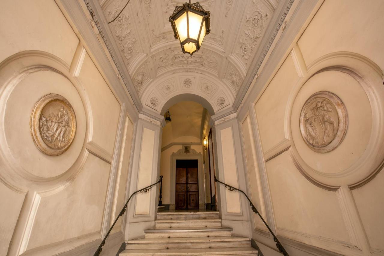 94 Piazza Di Spagna