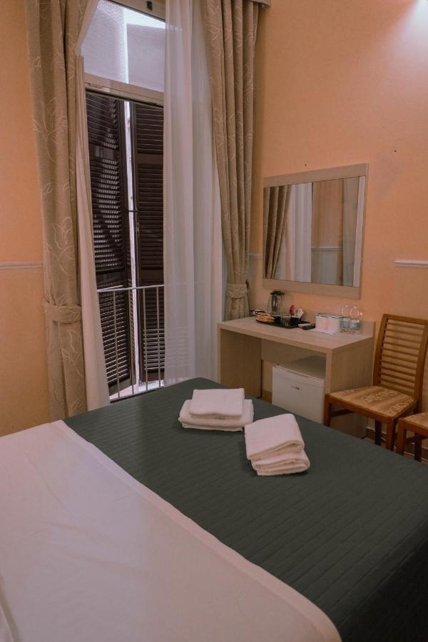 Aristotele Hotell 2*
