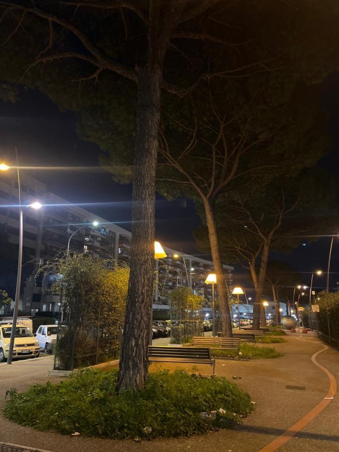 Alojamento de Acomodação e Pequeno-almoço Cinecittà Luxury