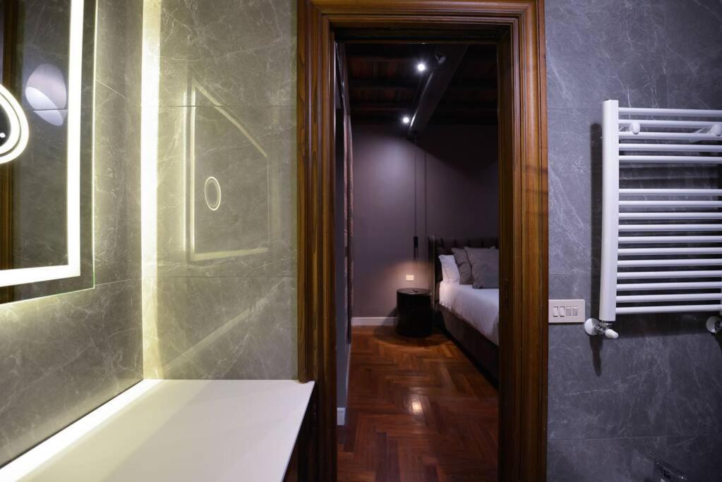 The Frattina - Luxury Serviced * Roma