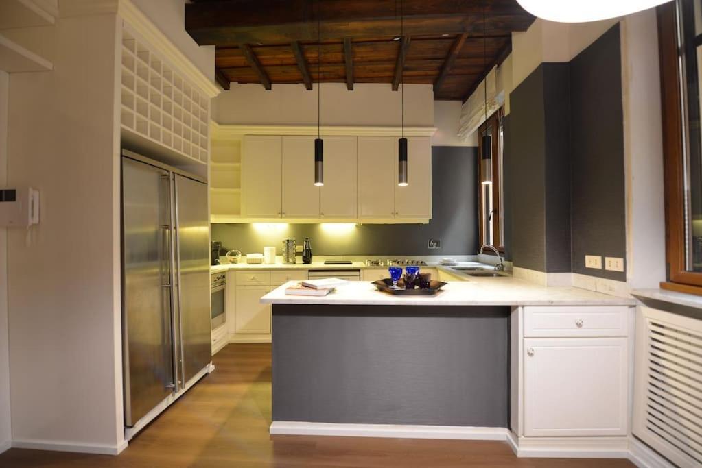 The Frattina - Luxury Serviced * Roma