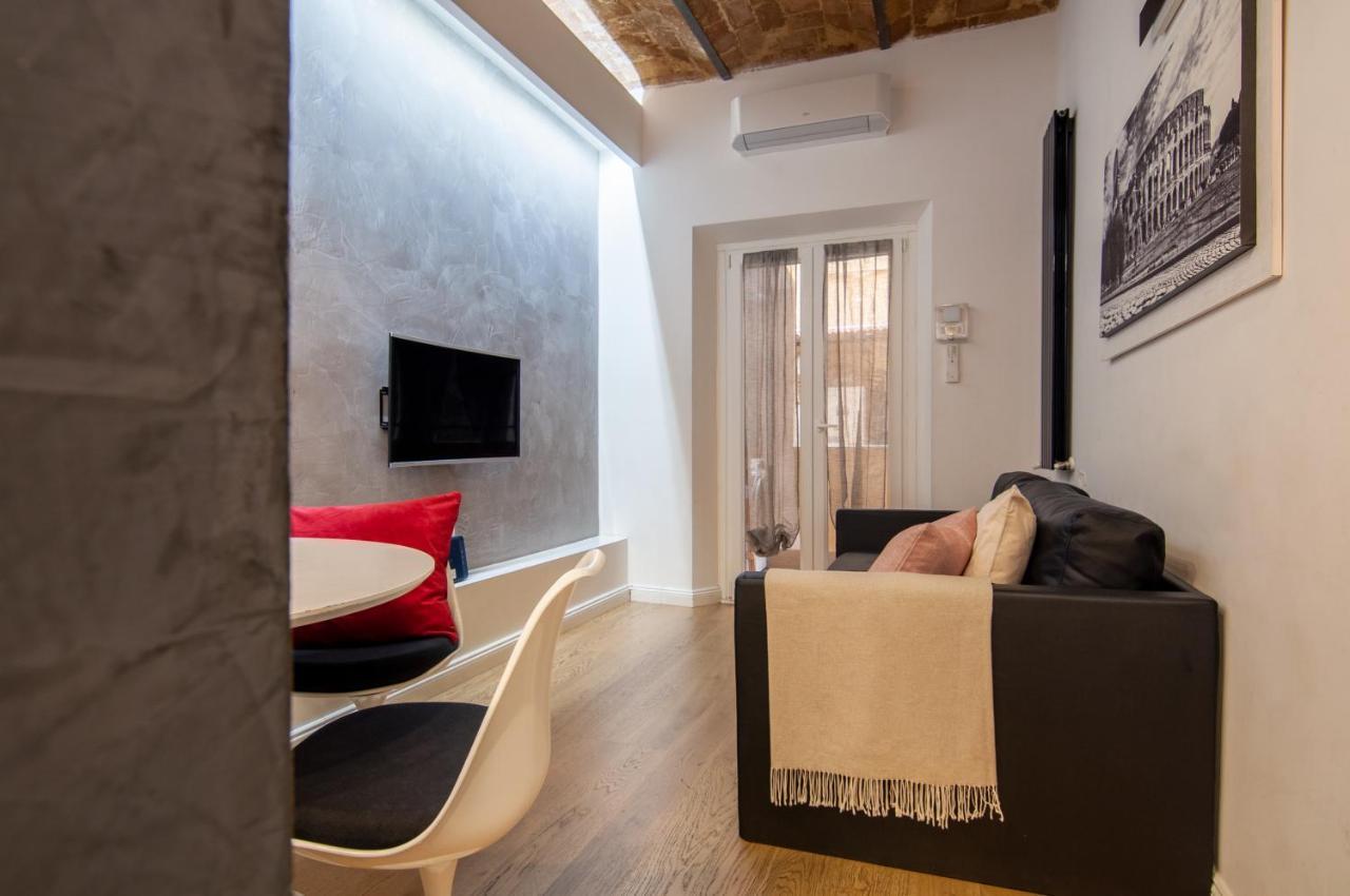 Urbanflat Repubblica Square *