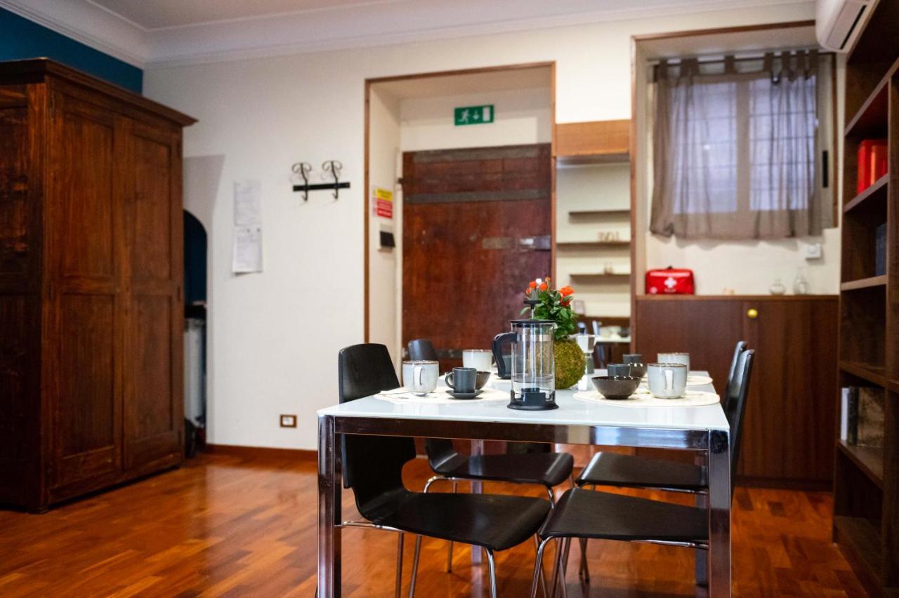 Colosseum At 400 Meters Apartamento *
