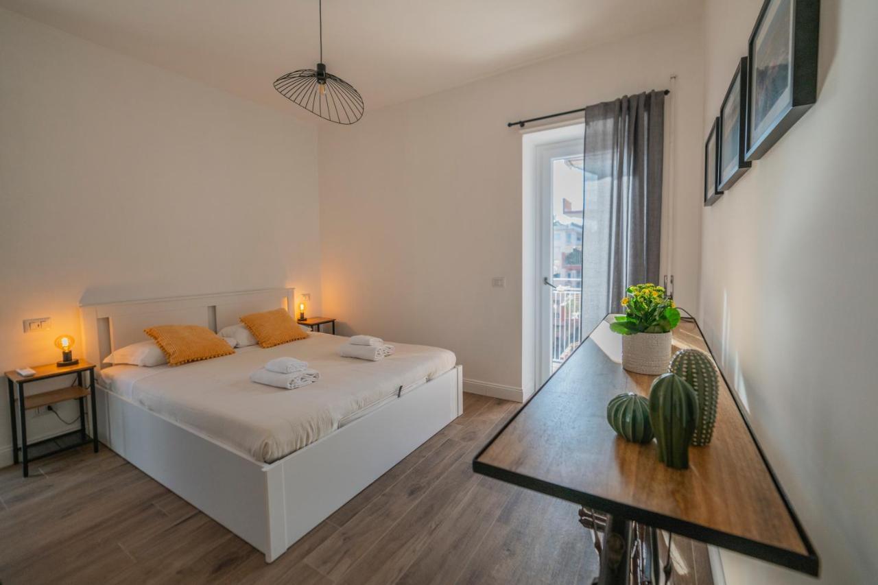 Vintage Cipro Apartment