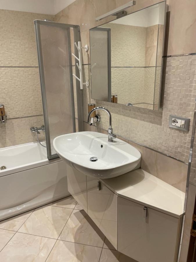 Casa Alessi In Elegant, Spacious And Comfortable * Roma