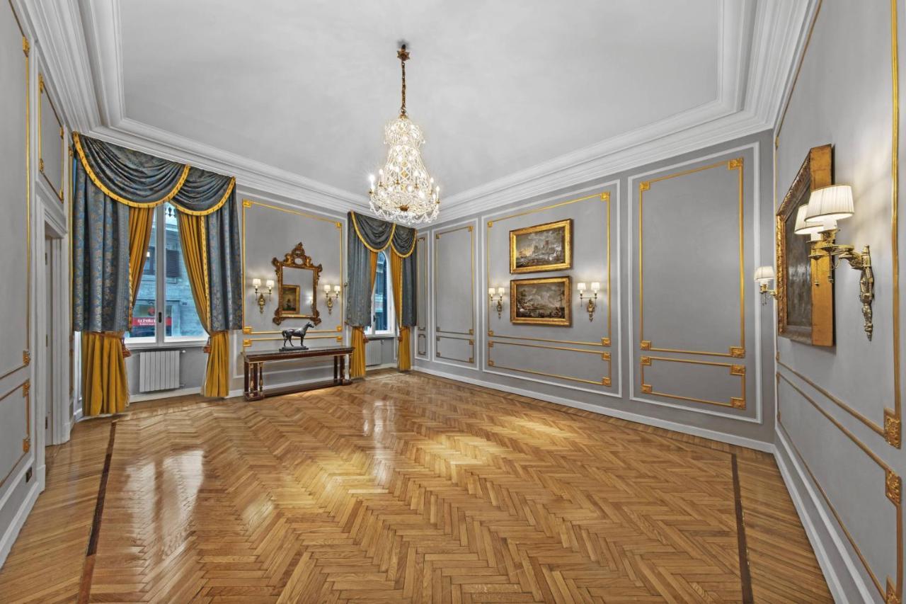 The St. Regis 5*