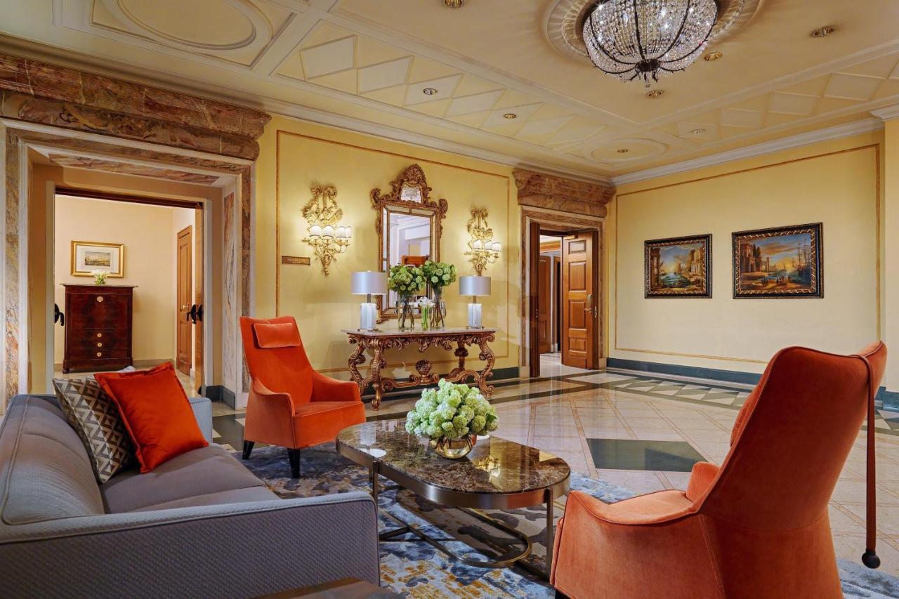 The Westin Excelsior, Hotel 5*
