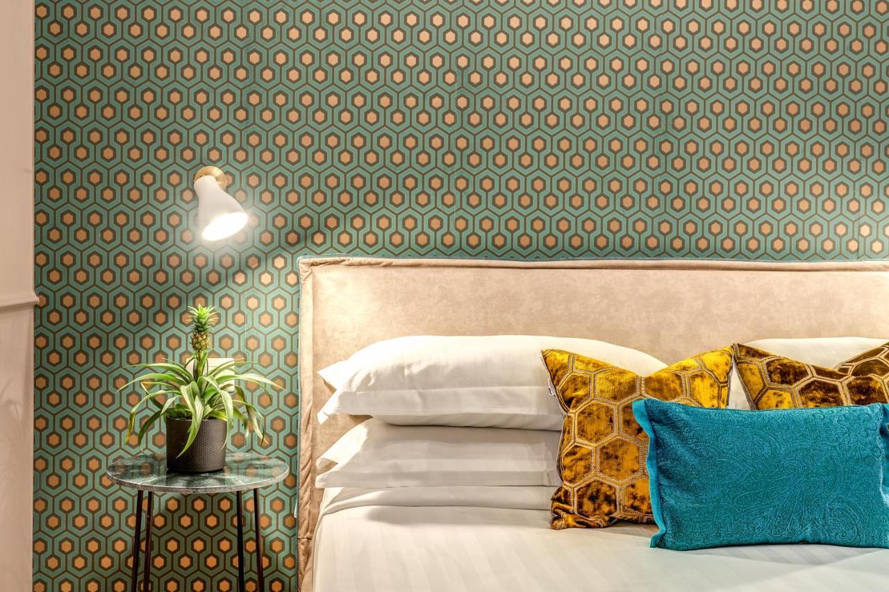 Tree Charme Parliament Boutique 3*
