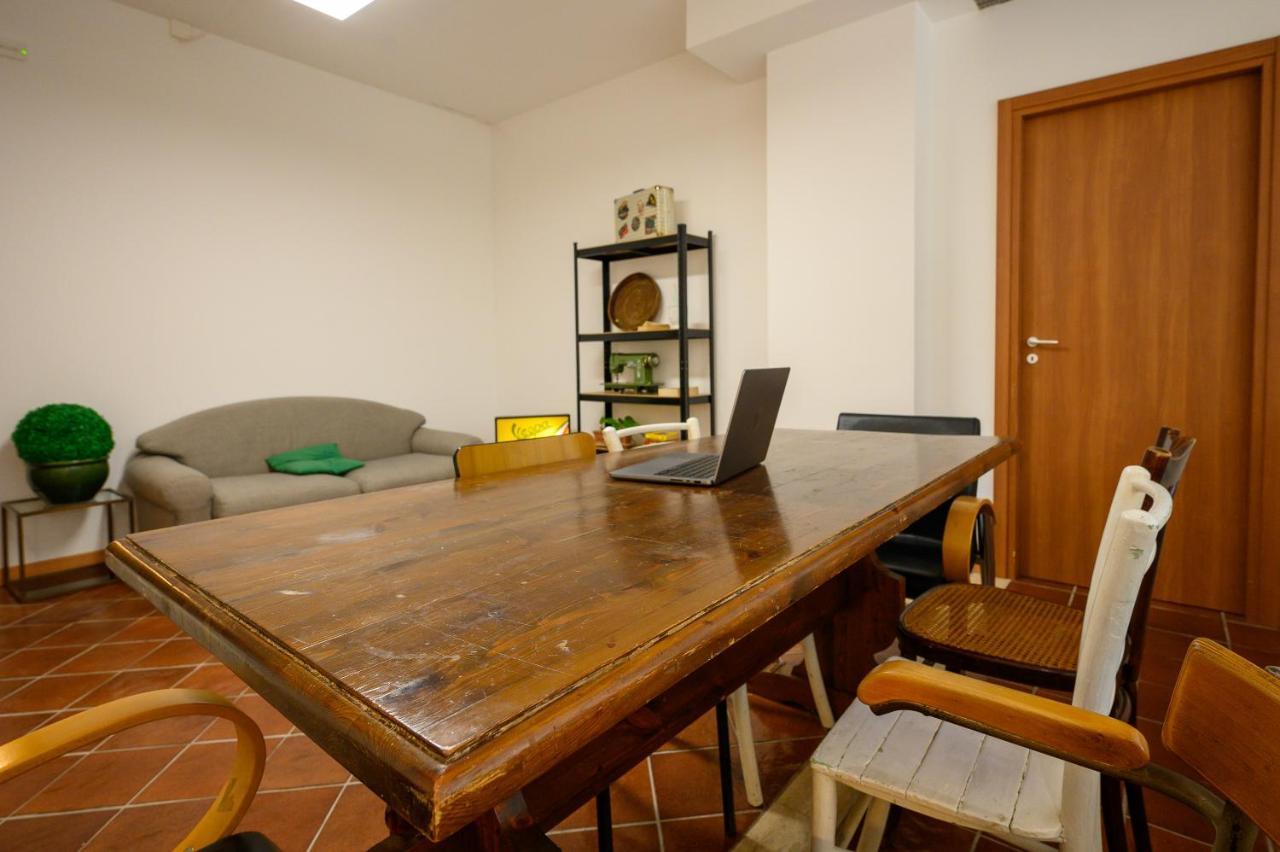 Torre Di Pratolungo 3* Roma
