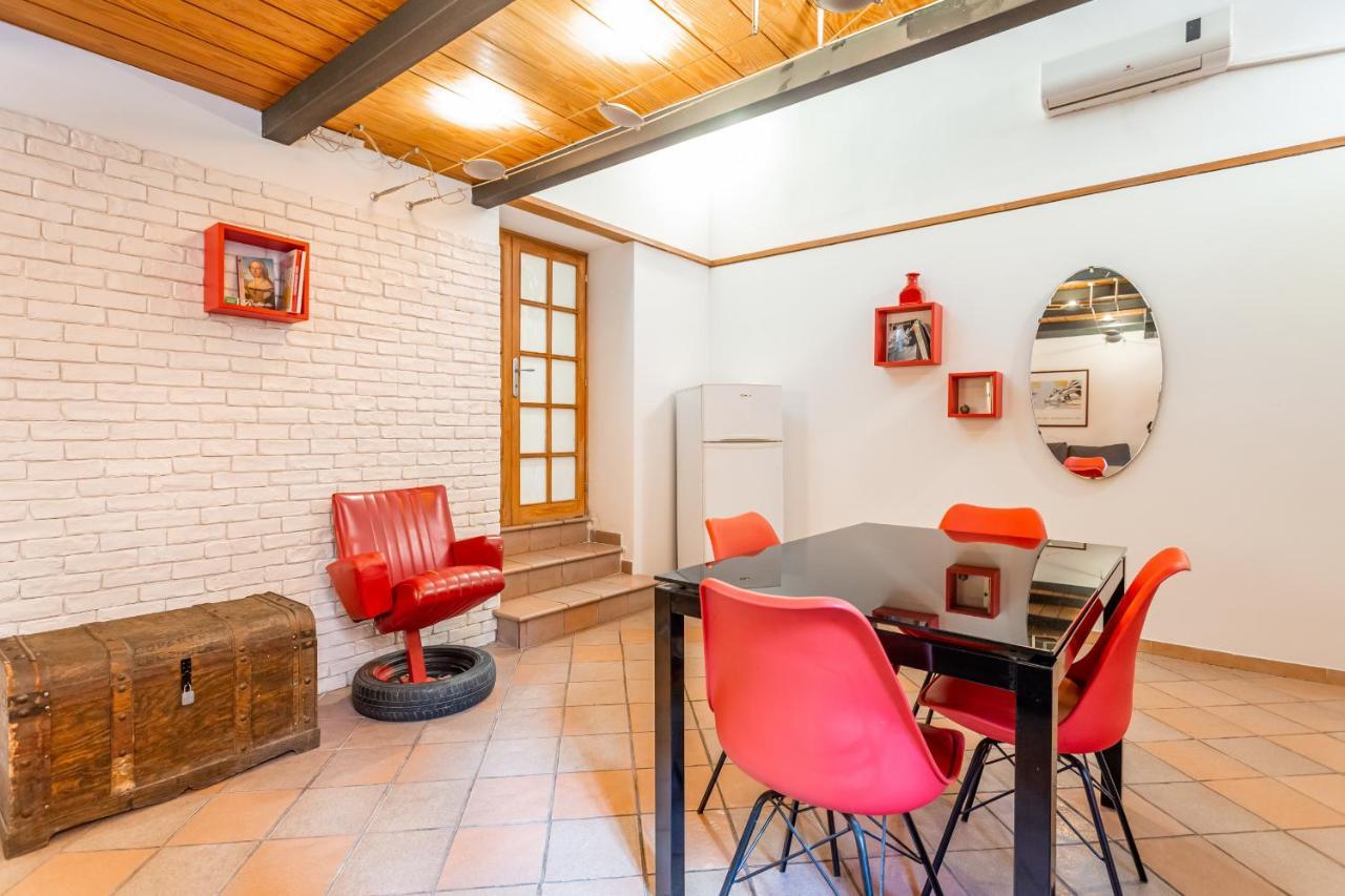 Trastevere Vintage Artistic Loft * Roma