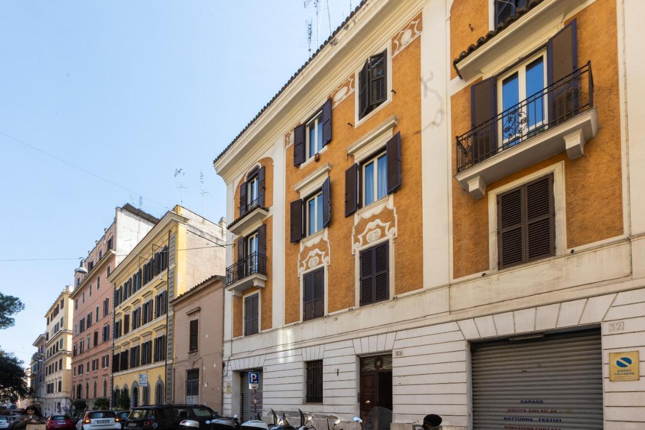 Borgo Terrace By In