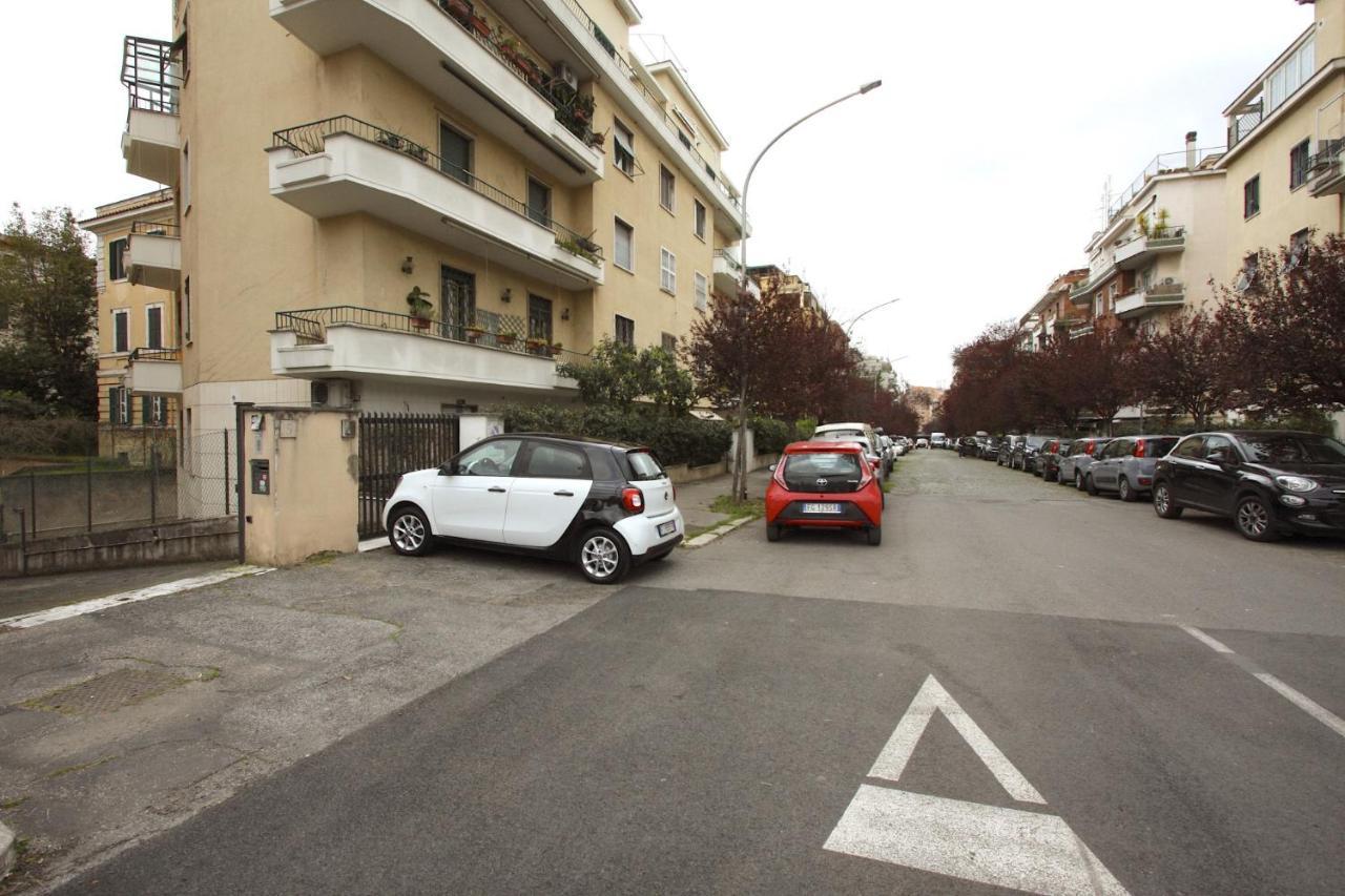 Vascello Holiday House * Roma