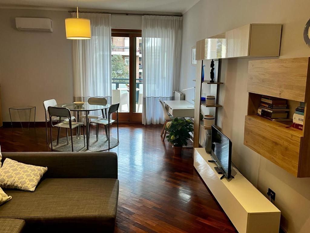 Intero Eur Torrino Nuovo Lifehome Appartamento Roma