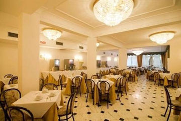 Hotel Raeli Lux 4*
