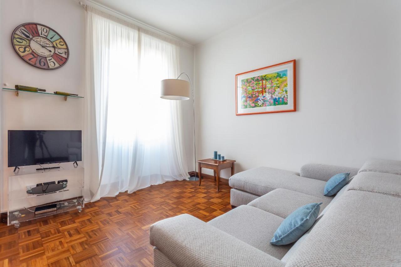 Modern 2bdr Vibrant Prati Neighborhood Apartment Rome
