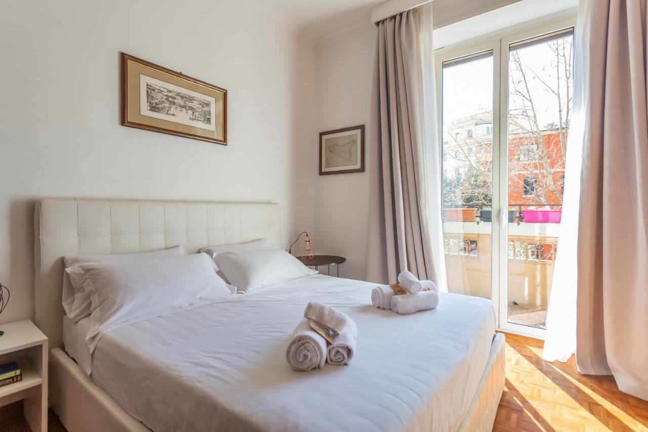 Apartment Modern 2bdr Vibrant Prati Neighborhood *