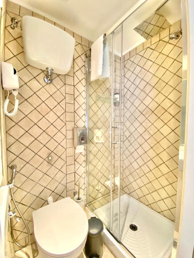 Roome B&B Bed & Breakfast