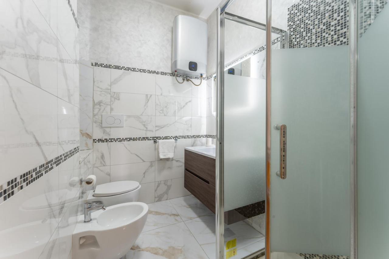 Apartment Palazzo Pamphili Lecca Di Guevara
