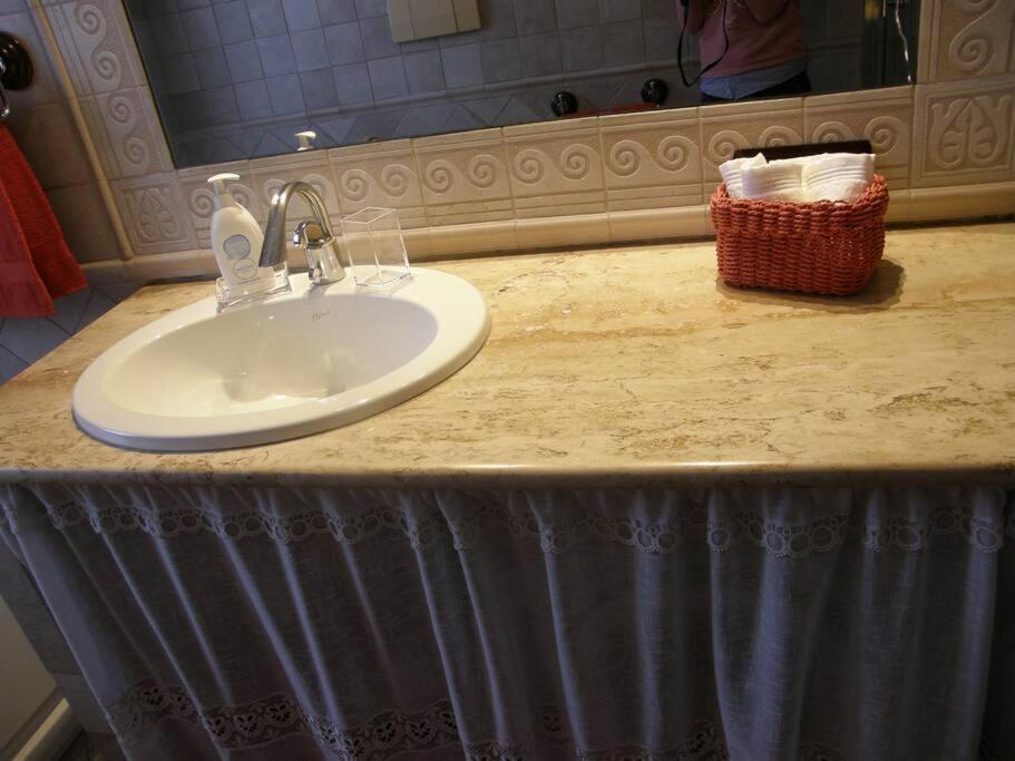 Delizioso Attico A Talenti Apartamento