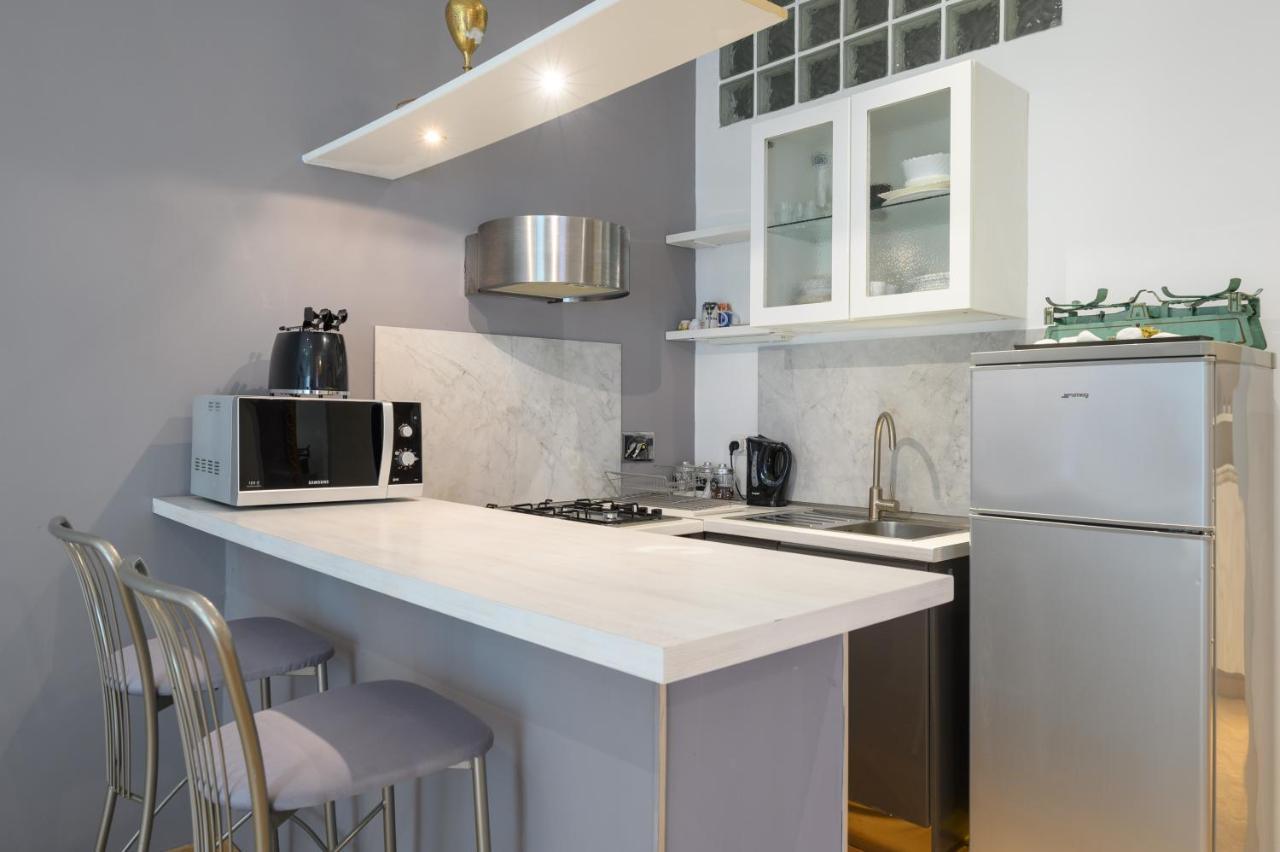 Via Nicola Fabrizi Apartment