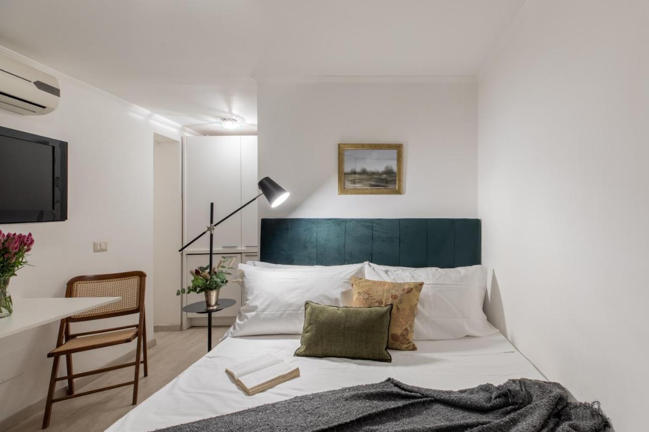 Basic - 350 M Far From Fontana Di Trevi Apartamento Roma
