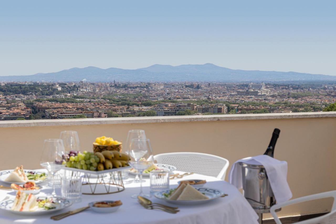 Monastero Dei Santi Hotel Rom