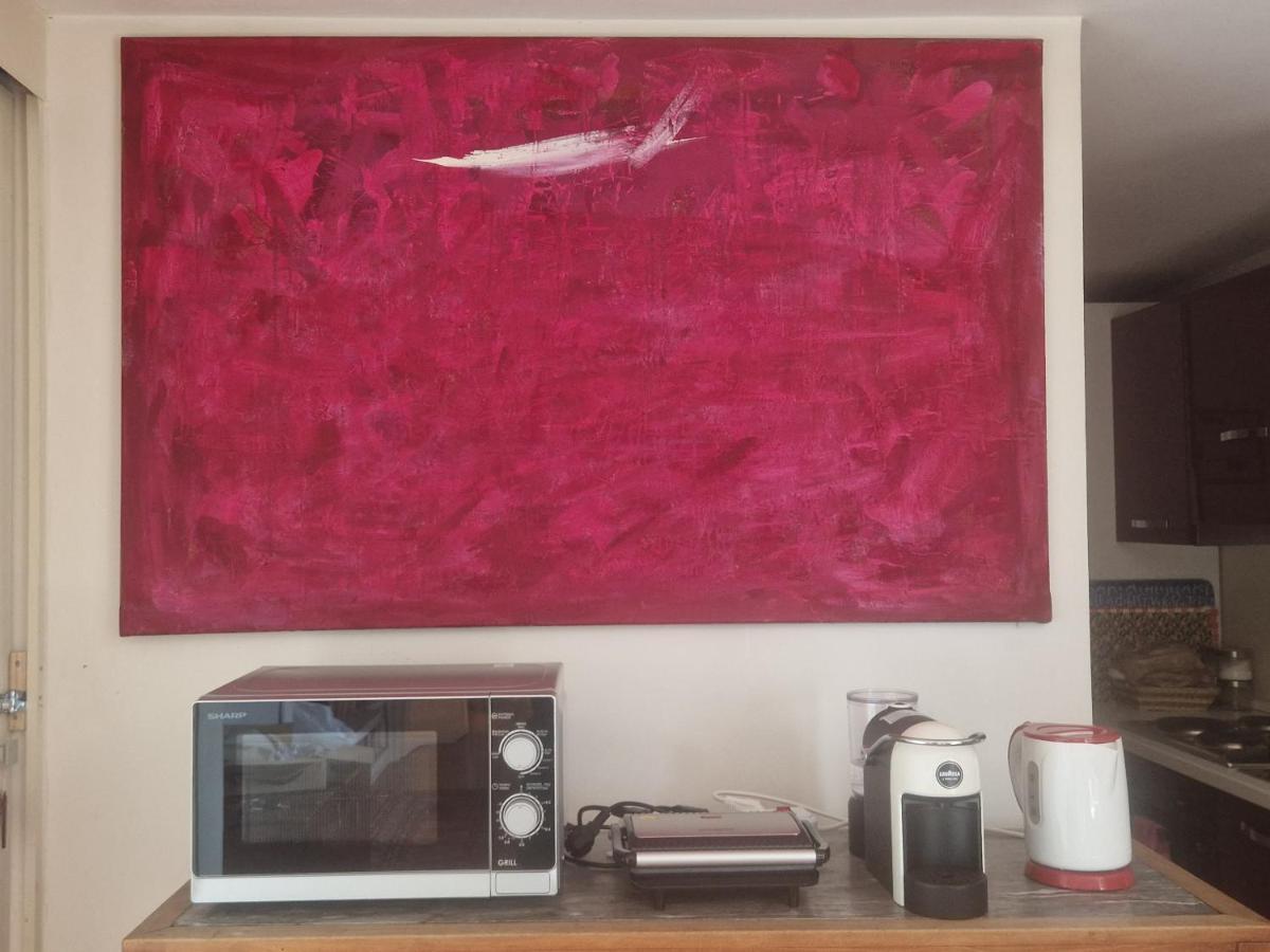 Casa Di Libri - Delizioso A 10 Min Da Trastevere Apartamento Roma