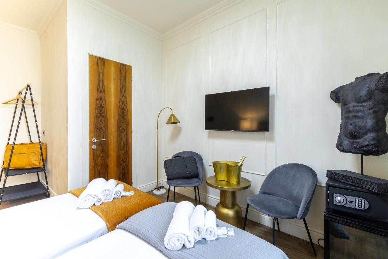 Catone 21 Roma