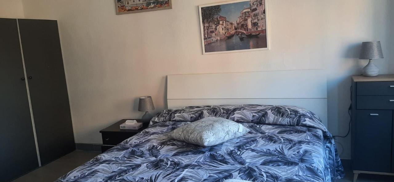 Corneliaguesthouse * Rom