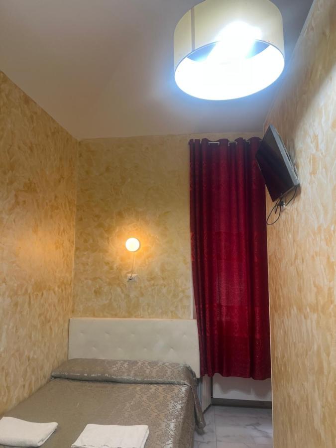 Termini Golden House Gjestgiverier *