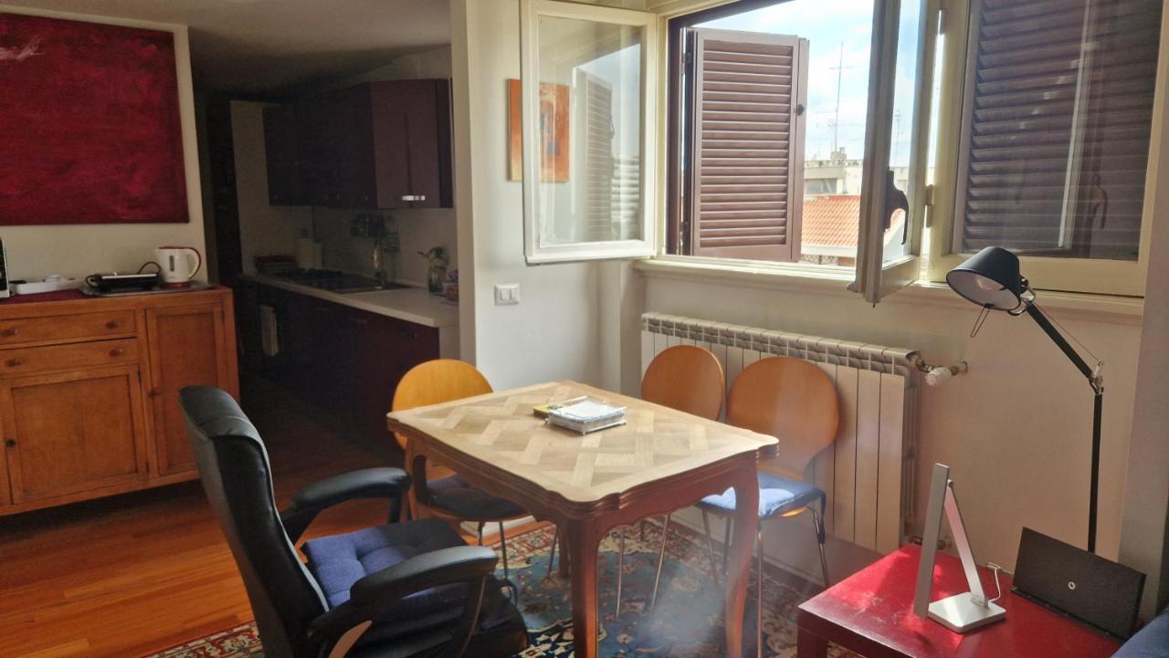 Apartamento Casa Di Libri - Delizioso A 10 Min Da Trastevere