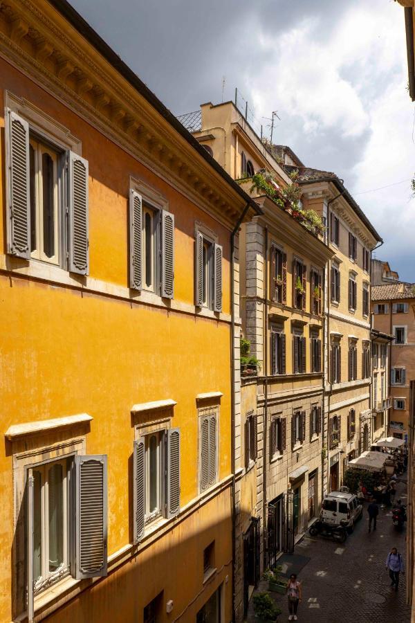 At Luxury Navona Gjestgiverier Roma