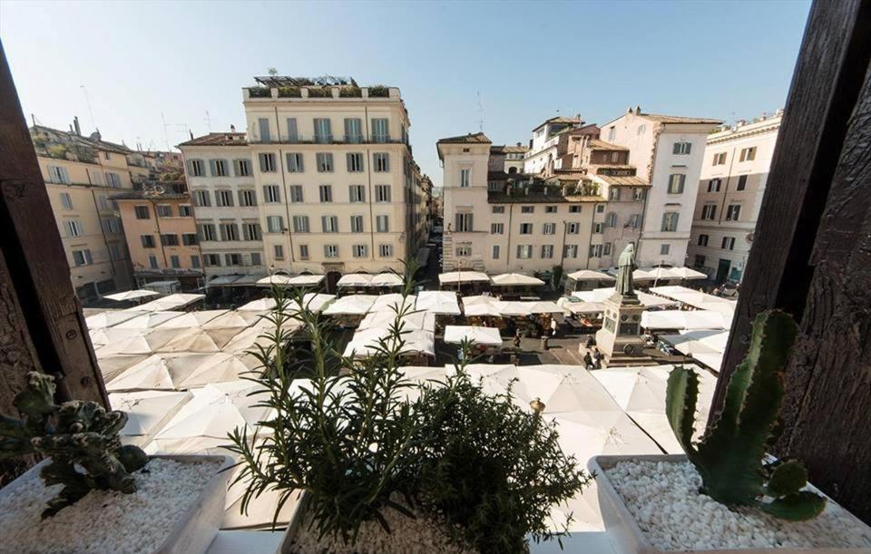 Campo Deluxe Luxury Flat View