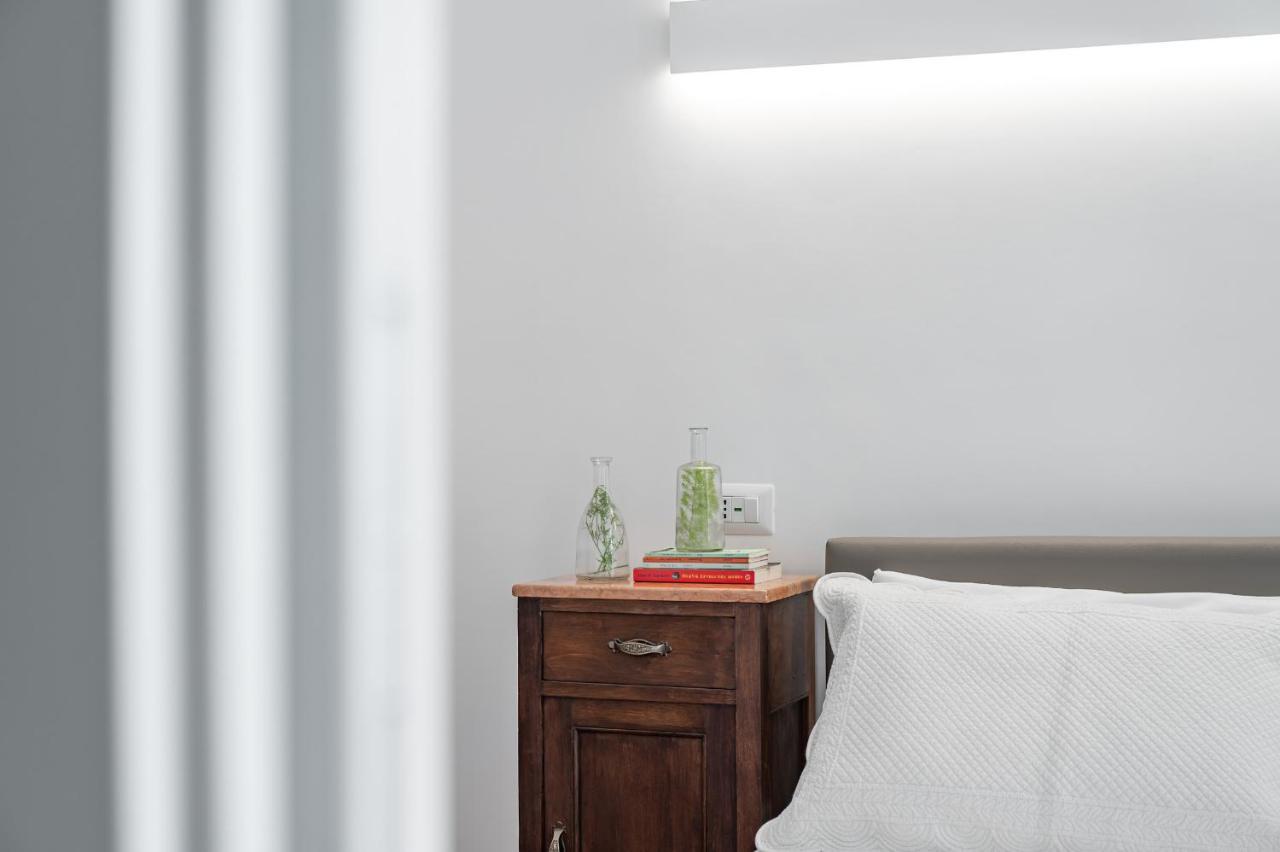 Apartamento Iflat Wood And Marble Riverfront Roma