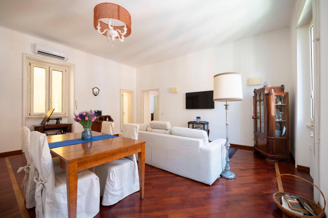 Apartment La Divina Duse *