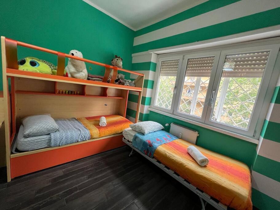 Nathan House, Due Apartamento *