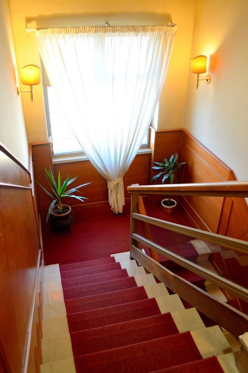 Hotell Shasa 3*
