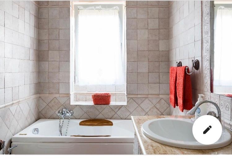 Delizioso Attico A Talenti Apartamento *