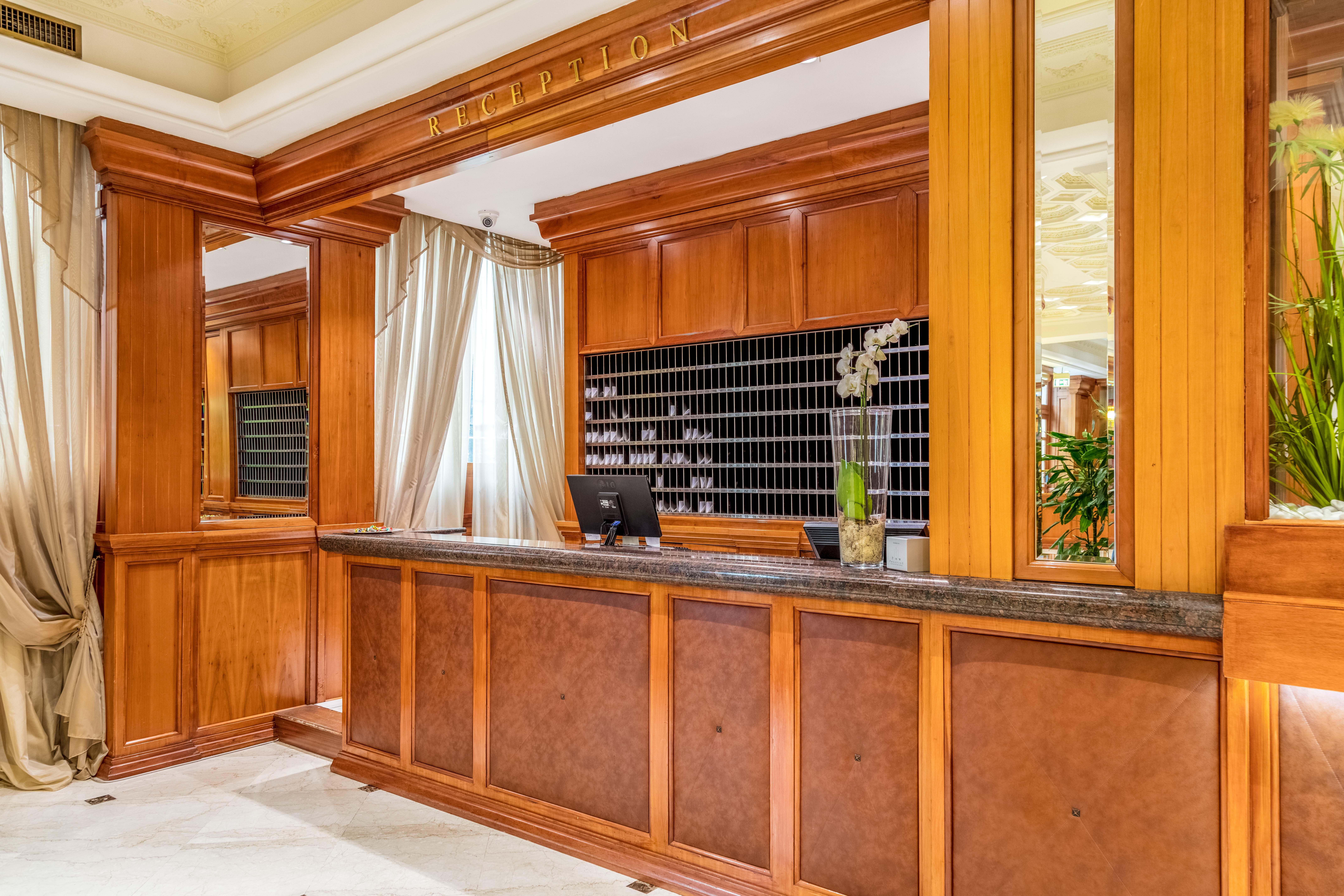 Hotell Radisson Blu Ghr Roma