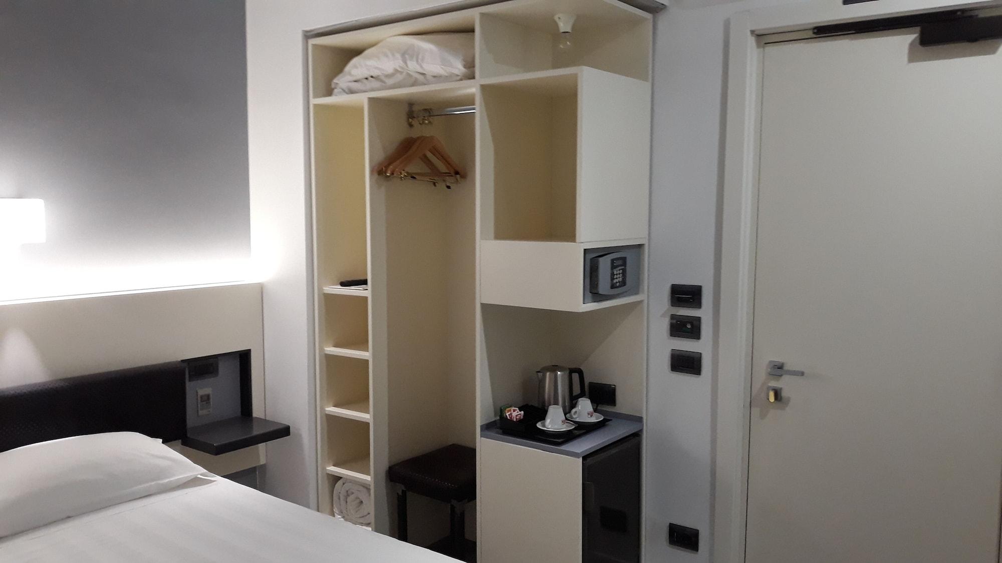 Hotell Crosti