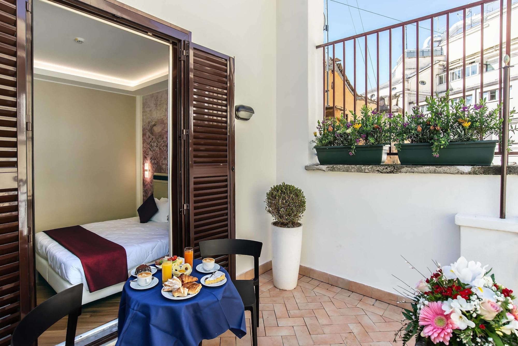 Memphis Hotell 4*