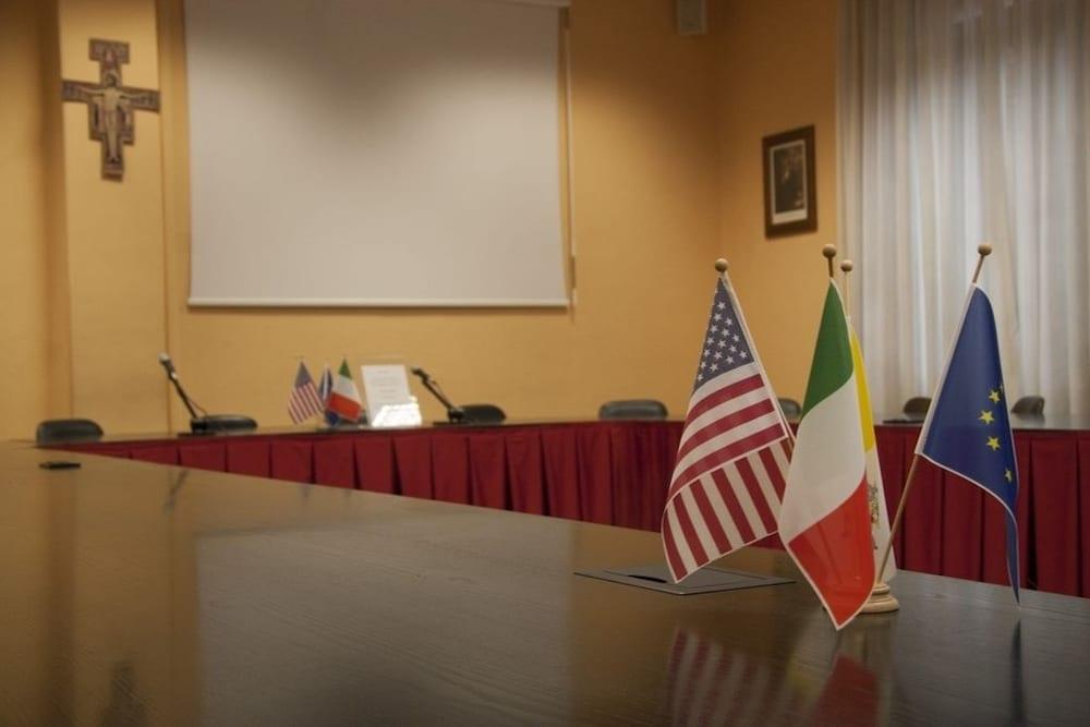 Affittacamere Casa La Salle - Casa Religiosa 3*