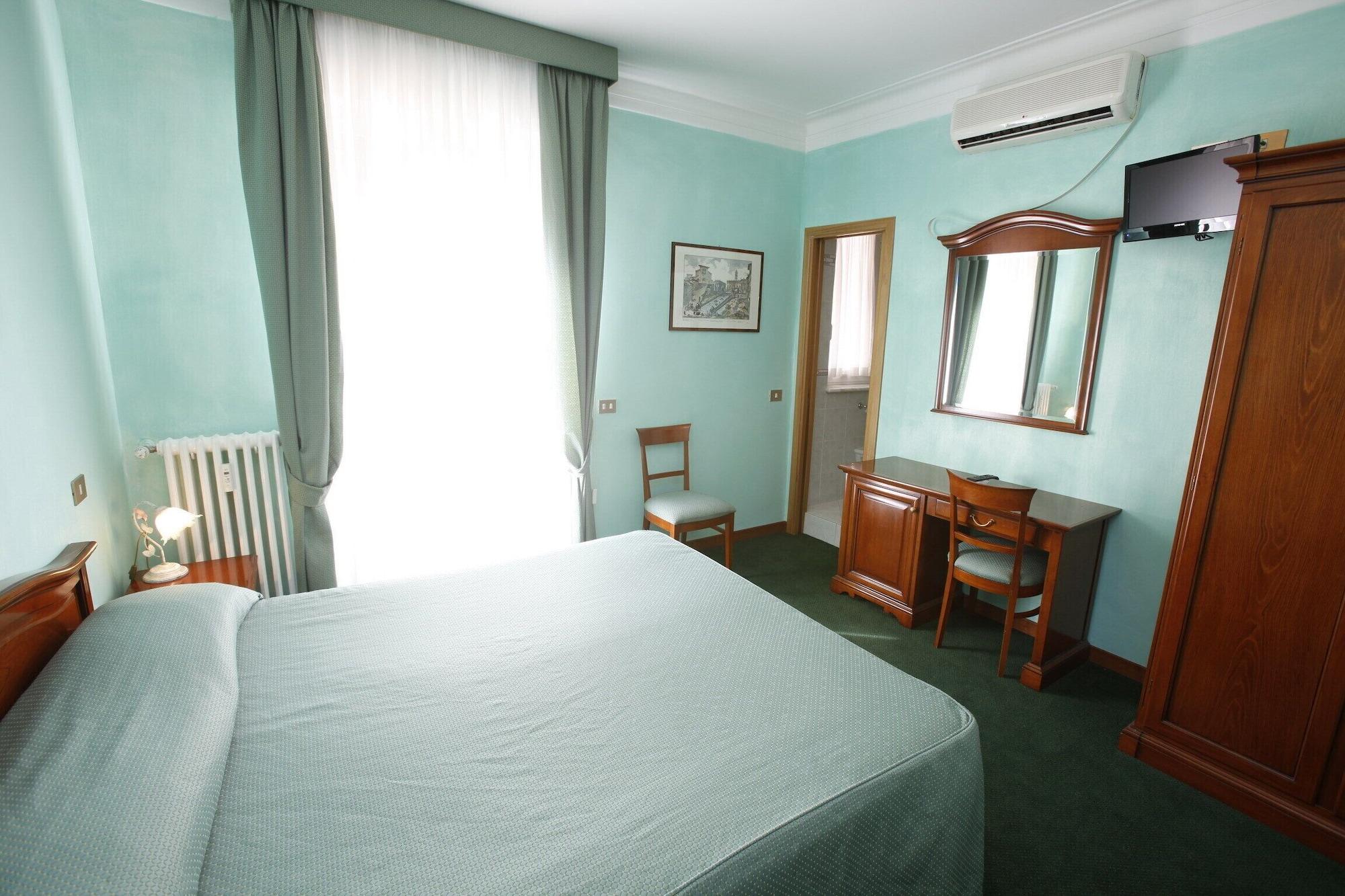 Hotell Adriatic 2*