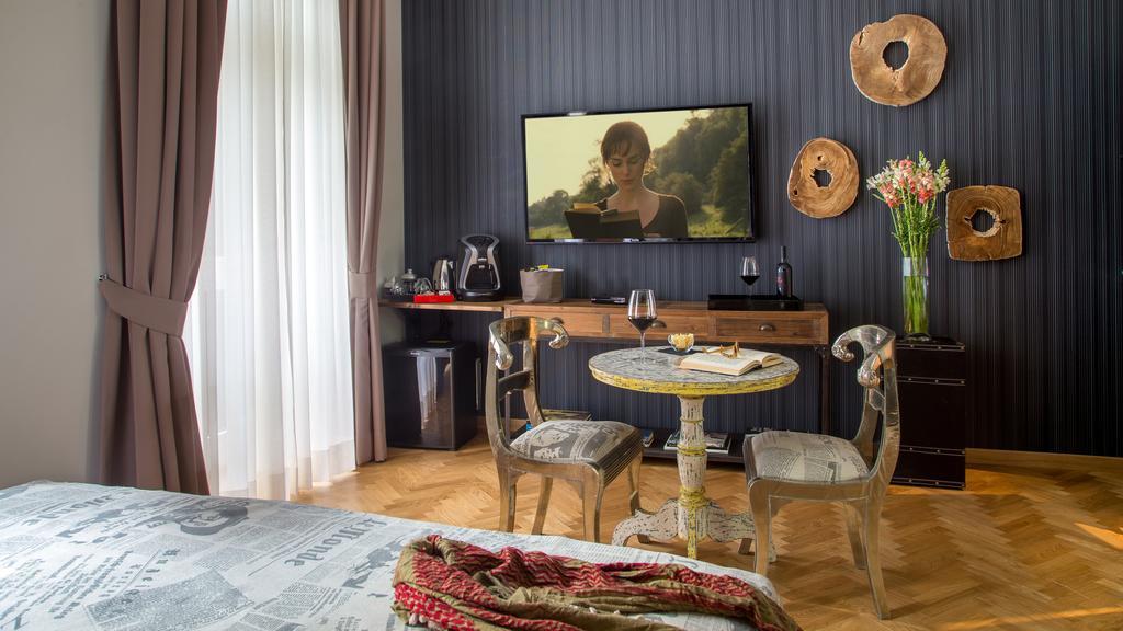 Qt Gjestgiverier Roma