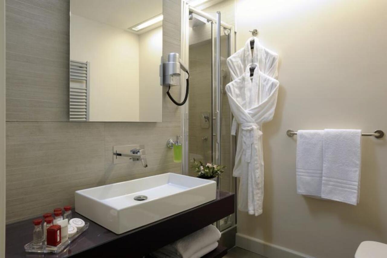 Trevi Palace Luxury Hotel Roma