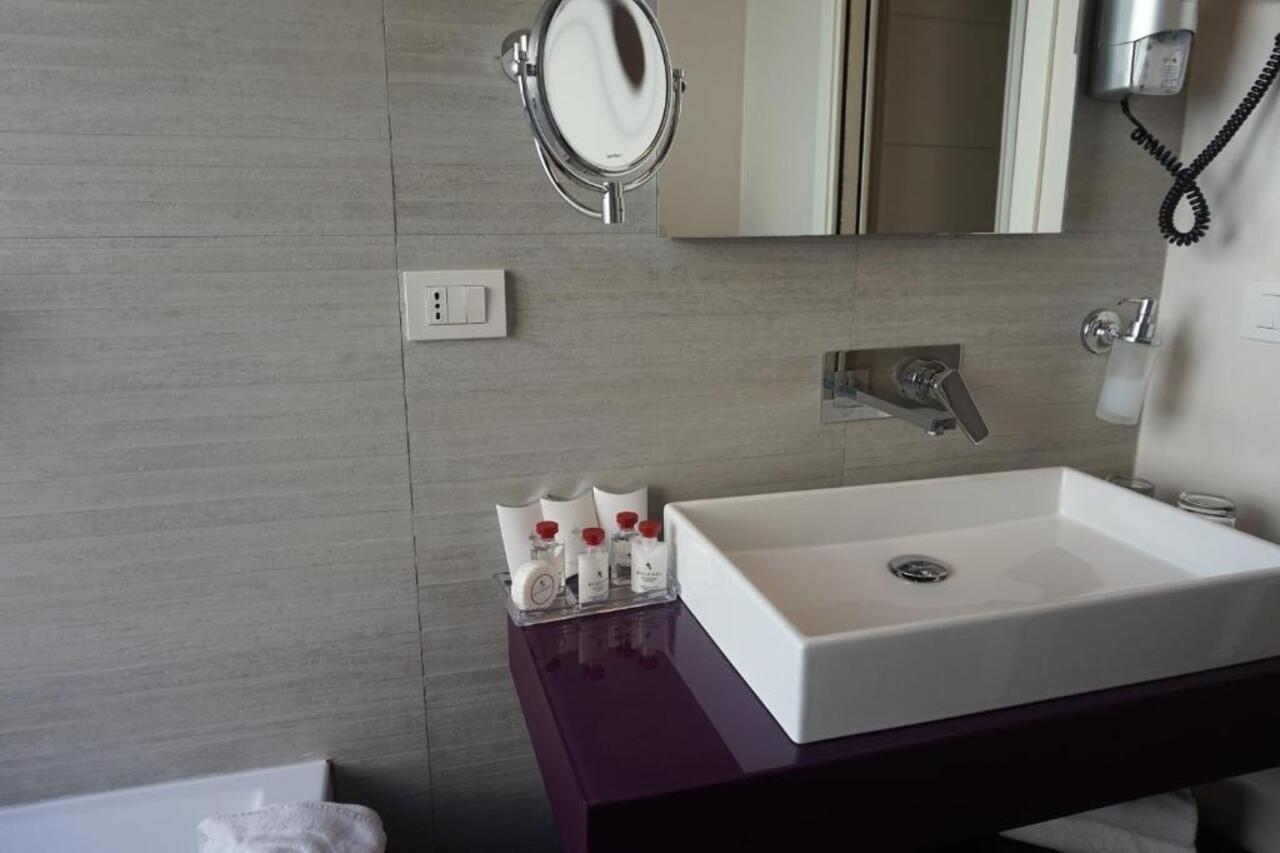 Hotel Trevi Palace Luxury 4*