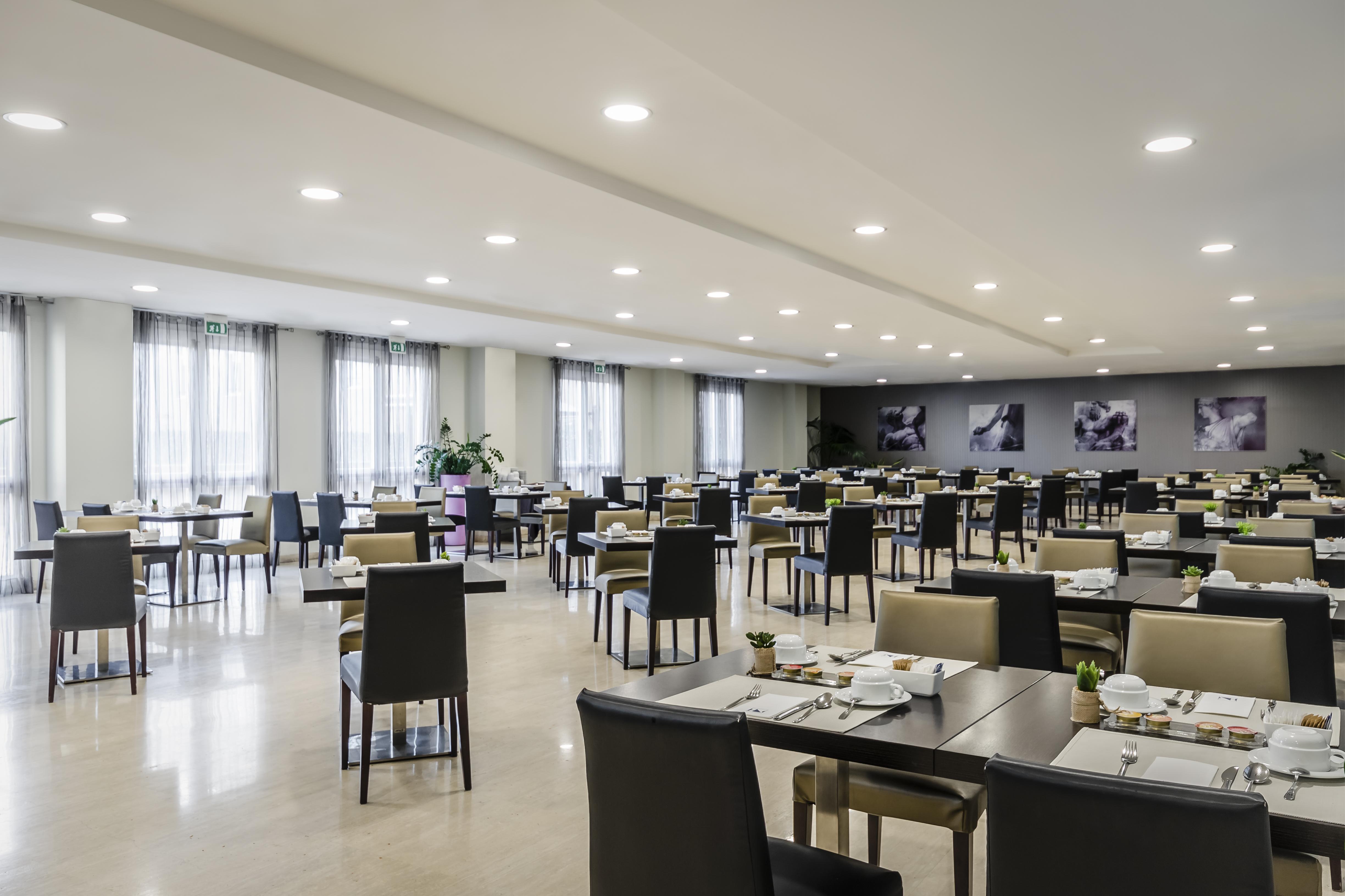 Eurostars Aeterna Hotell 4*