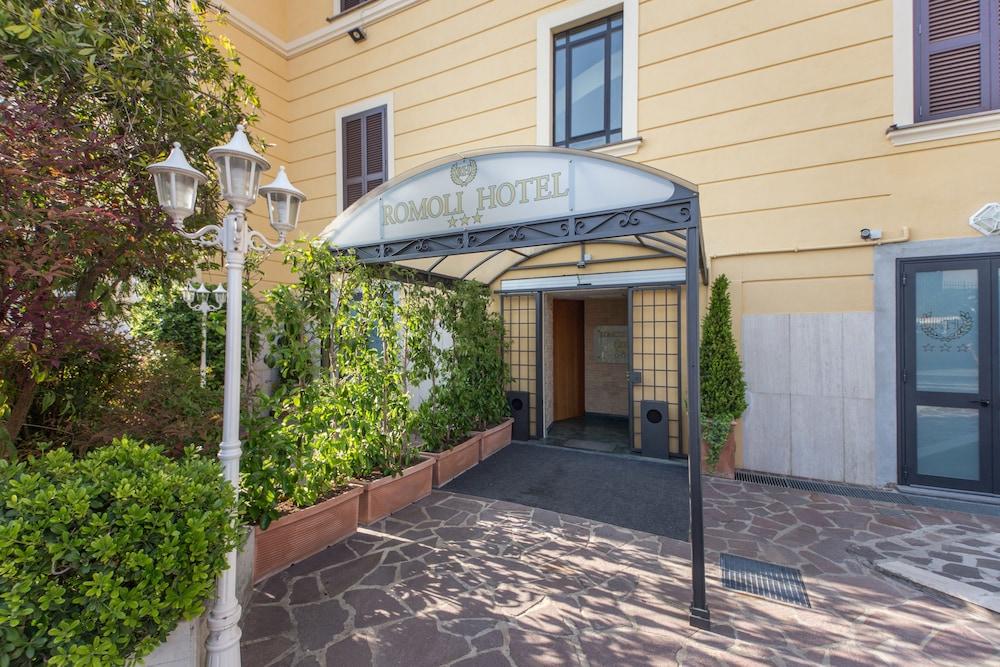 Hotell Romoli 3*