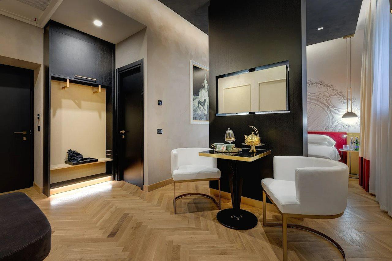 Dharma Boutique & 4* Rom